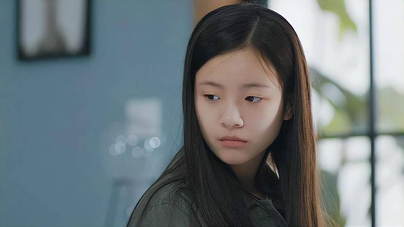 李庚希拿金鸡奖被大喊黑幕,后台被扒太强硬,网友:谁来都打不过