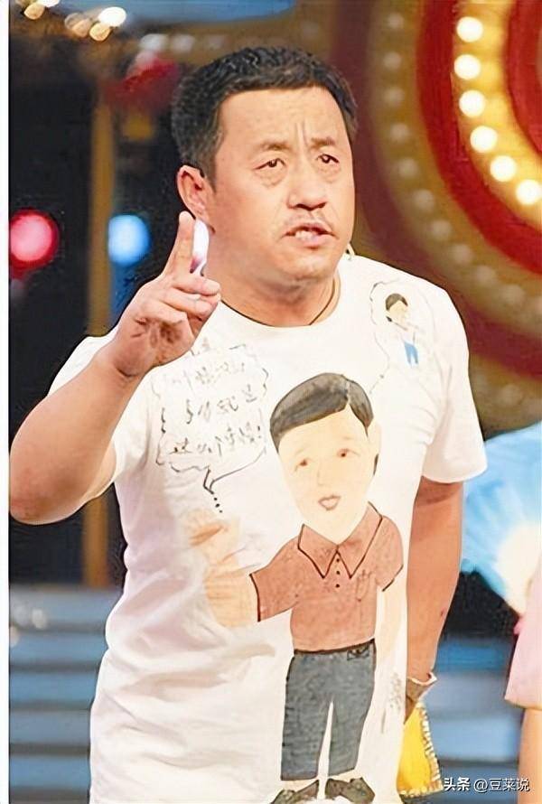 王小宝与前妻离婚后,再娶小19岁的吴琼,今60岁一儿一女乐开怀