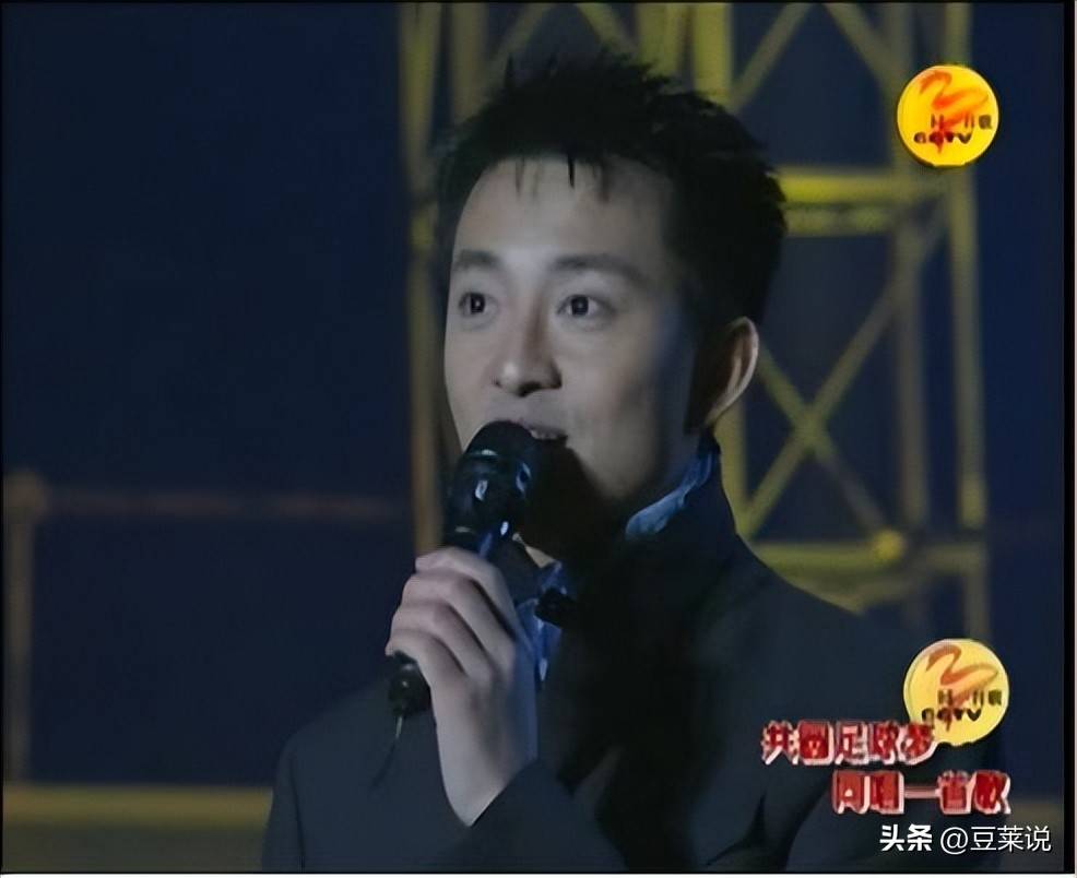 "央视才子"亚宁,被迫转型成总裁,53岁已满头白发婚姻成谜