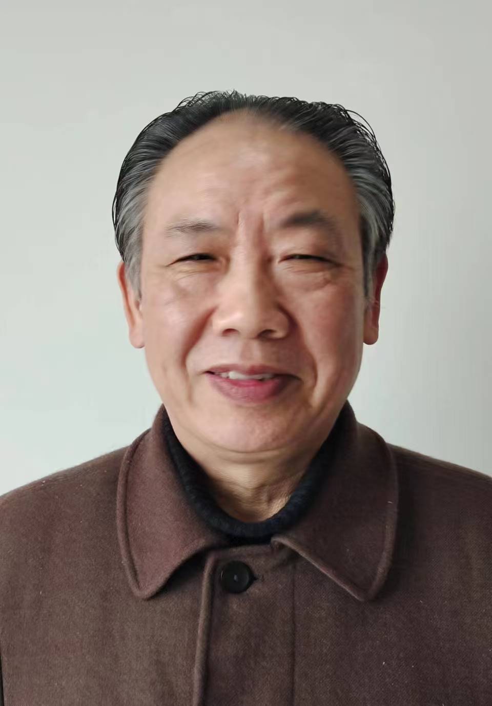 艺术简介:谢建平,昵称宠辱不惊,生于1963年,四川省广安市人,曾从事