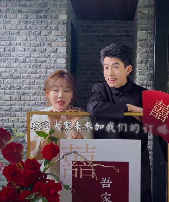 恭喜!千万粉丝网红高泽宇丸子订婚,仪式感十足,甜蜜亲吻惹人羡