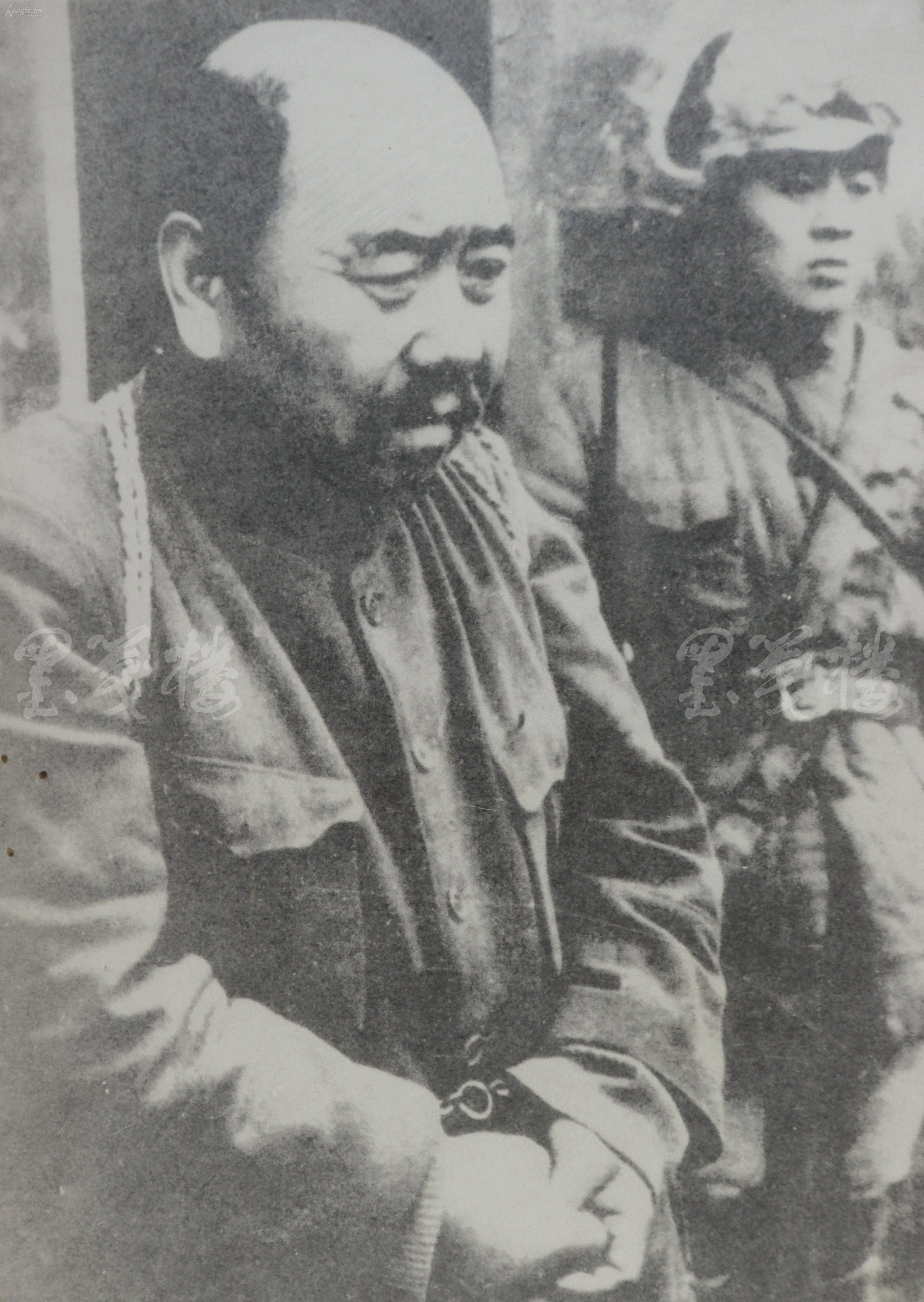 东北巨匪谢文东,彪悍抗日后作恶多端,被"新型武器"吓得投降了