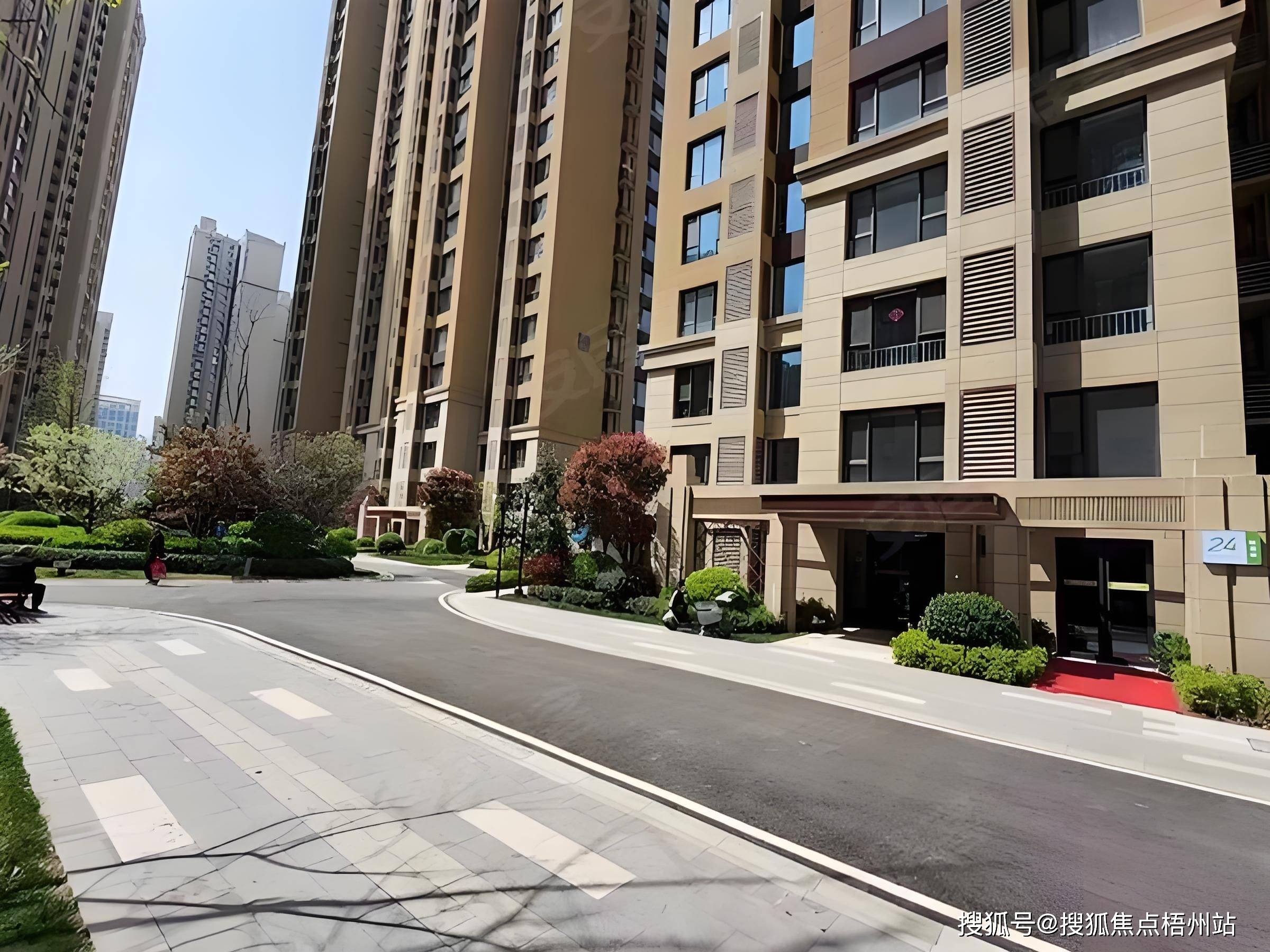 西安cross万象汇租金怎么样-西安cross万象汇房源-面积-交通地址