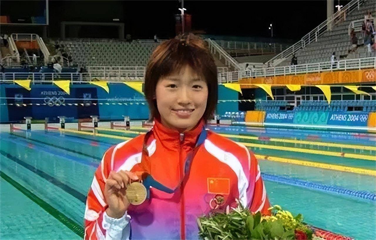 游泳女皇罗雪娟,17岁获世界冠军,现在她已经38岁了