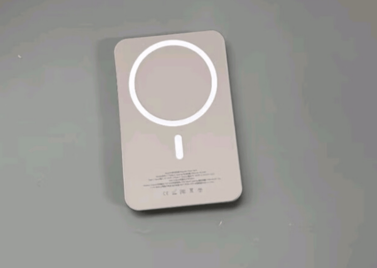 哪个牌子充电宝好用？汇总2024年性价比高十大充电宝排行榜！