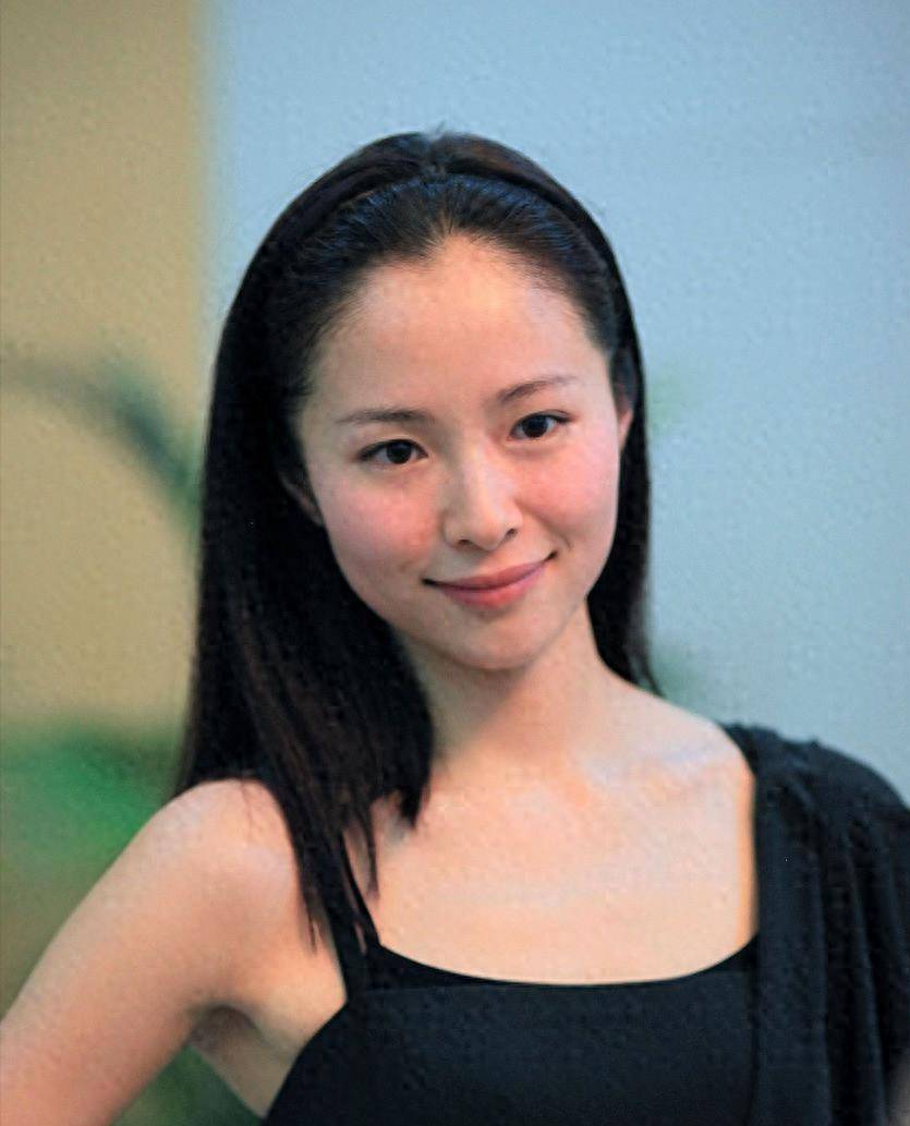 "文艺女神"江一燕:身为演员酷爱拍照,从小展露惊人舞蹈天赋