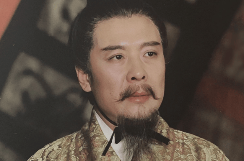 刘备死前,为何把兵权交给李严,架空诸葛亮?这才是他的高明之处_赵云_信任_刘禅