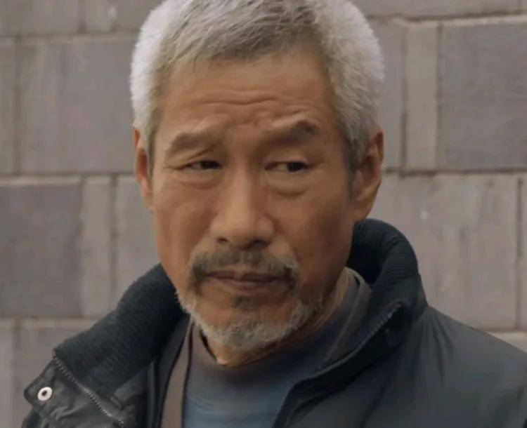 梁传根,魏淑芬,二奶奶,黑嫂,李双河还有李东山等,饰演七个角色的演员