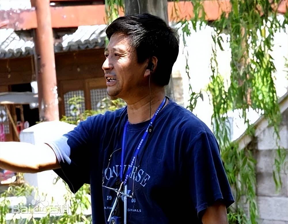 《还珠格格》导演李平忆琼瑶,悲痛难掩,经典作品永载史册