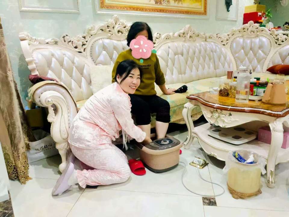 感恩之心,孝行之始:郑牛哥企业联盟之家的感恩文化