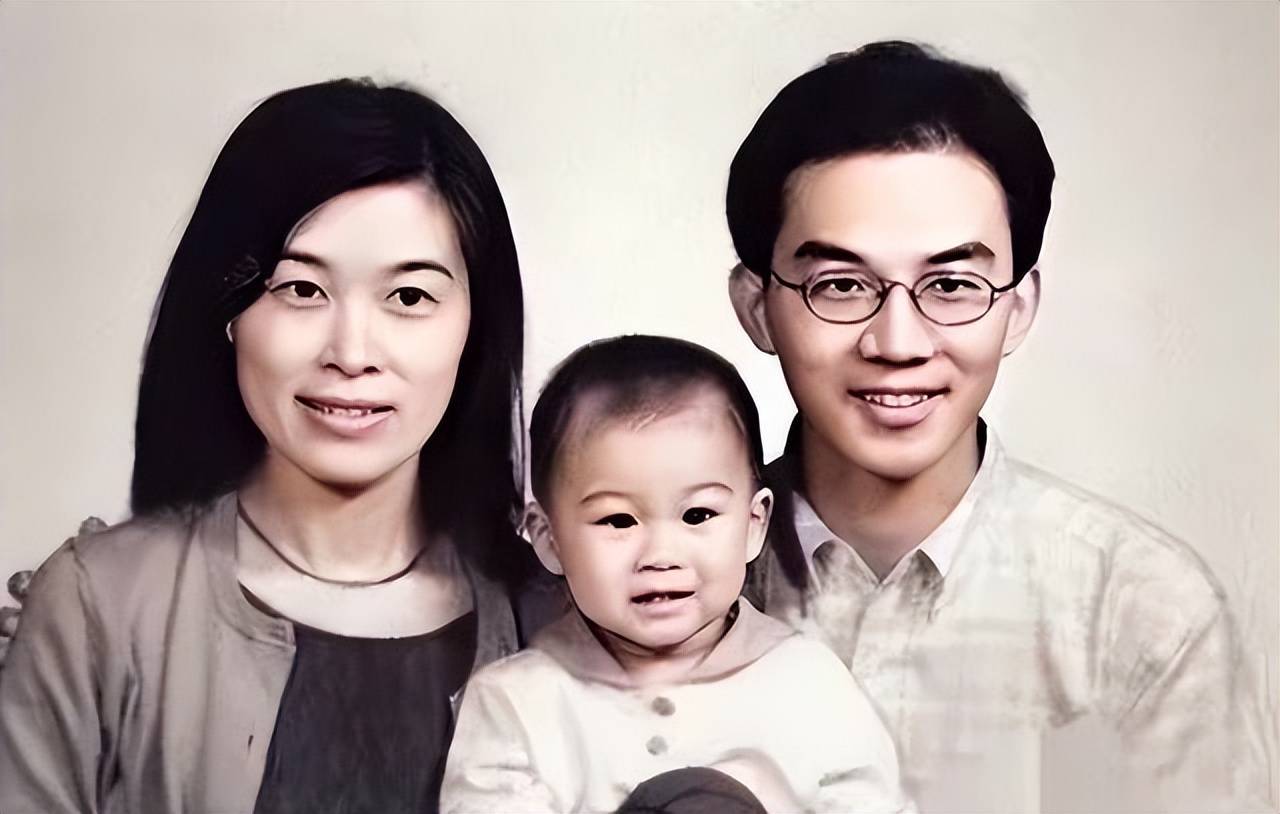 为救妻子辞职央视,倾家荡产,从央视名嘴沦为"阶下囚"的郎永淳,如今