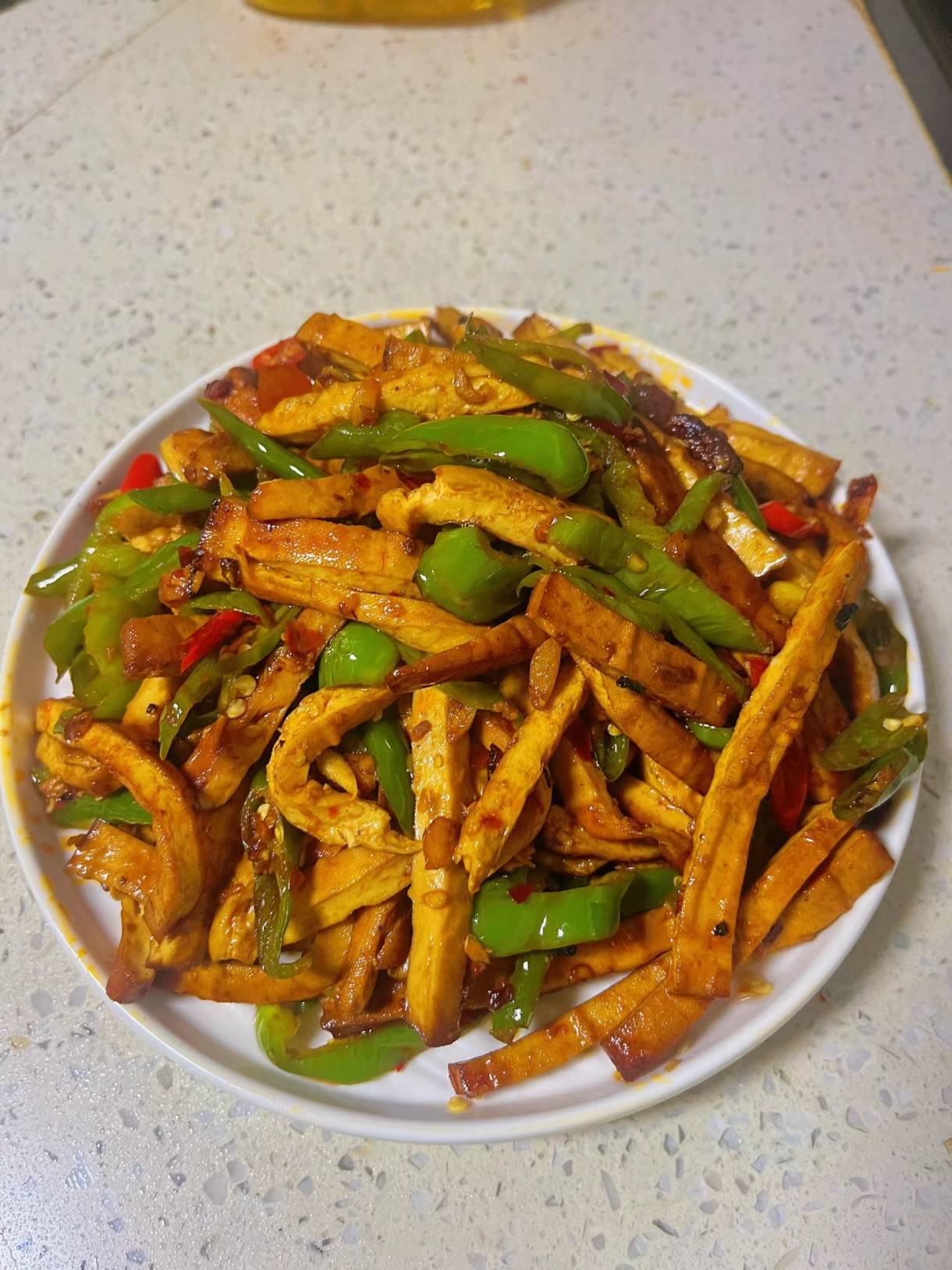 辣椒炒豆干新手入门也能秒变大厨的家常绝活