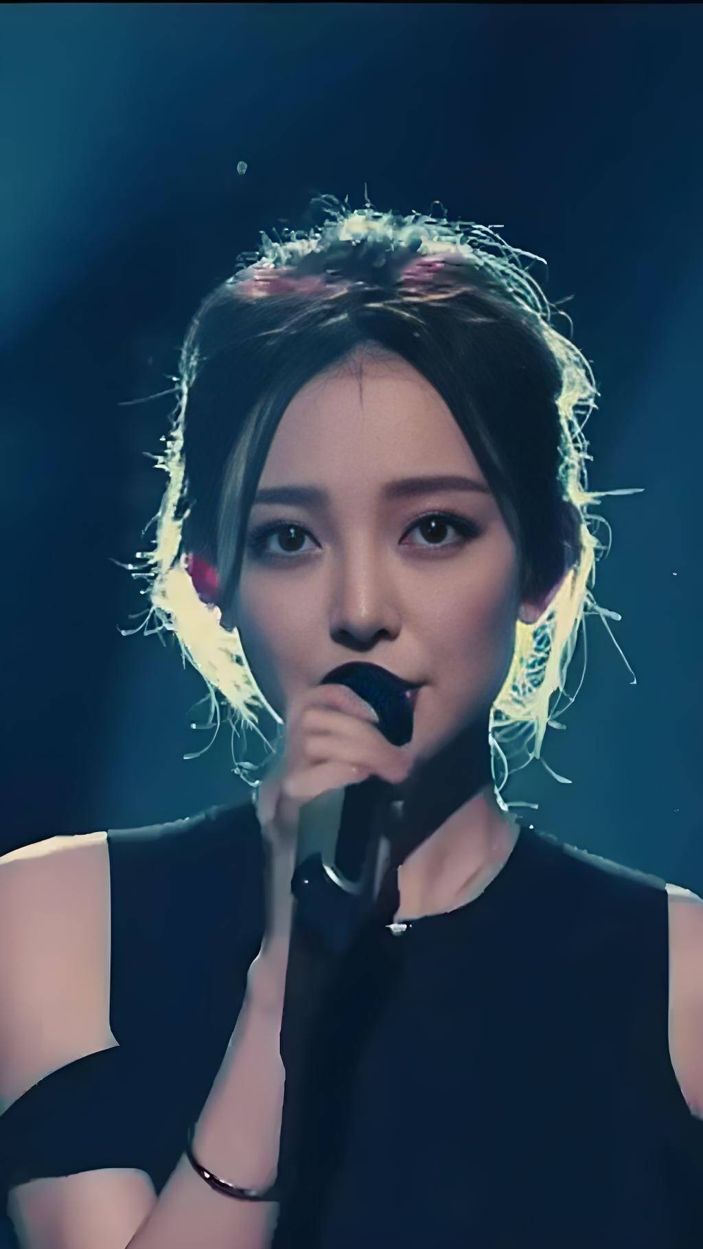 原创喜欢汪小敏唱的笑看风云这首歌曲现在至少也有30岁了