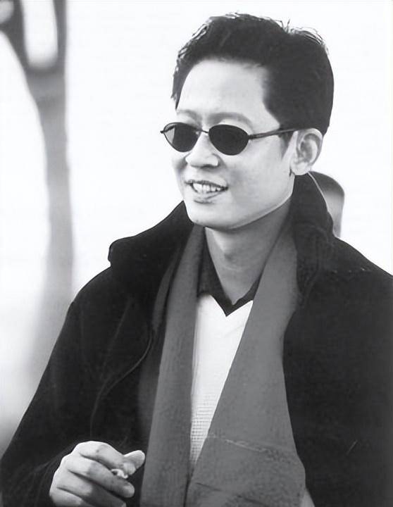 42岁迎娶小10岁名模的王志文!如今的他,证实了陈道明说得没错