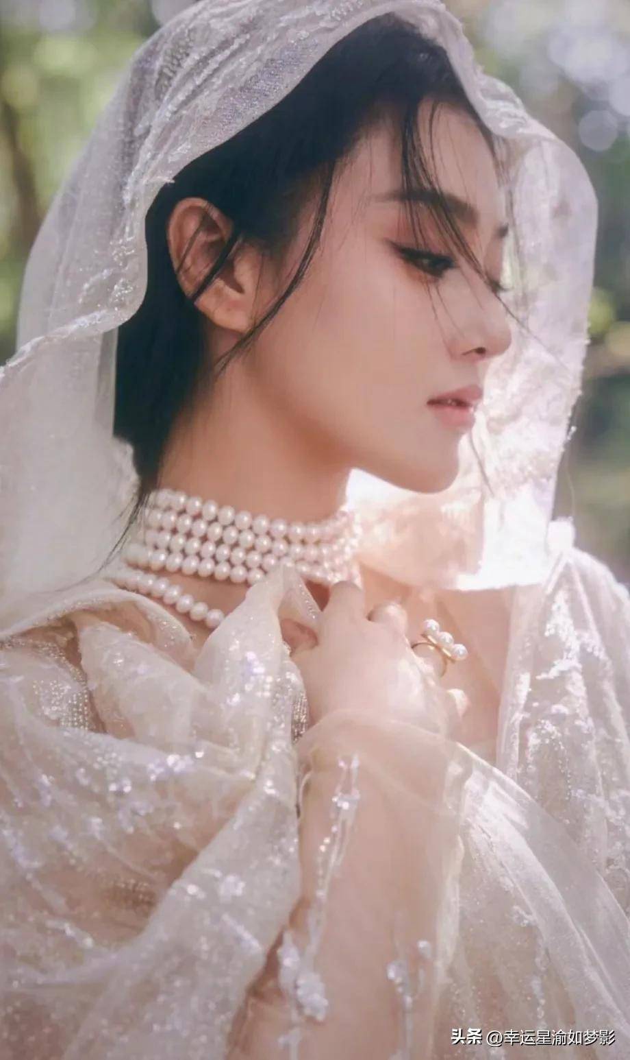 内娱新爆料?赵丽颖 肖战 杨紫成毅 张馨予 王一博 黄子韬 杨幂