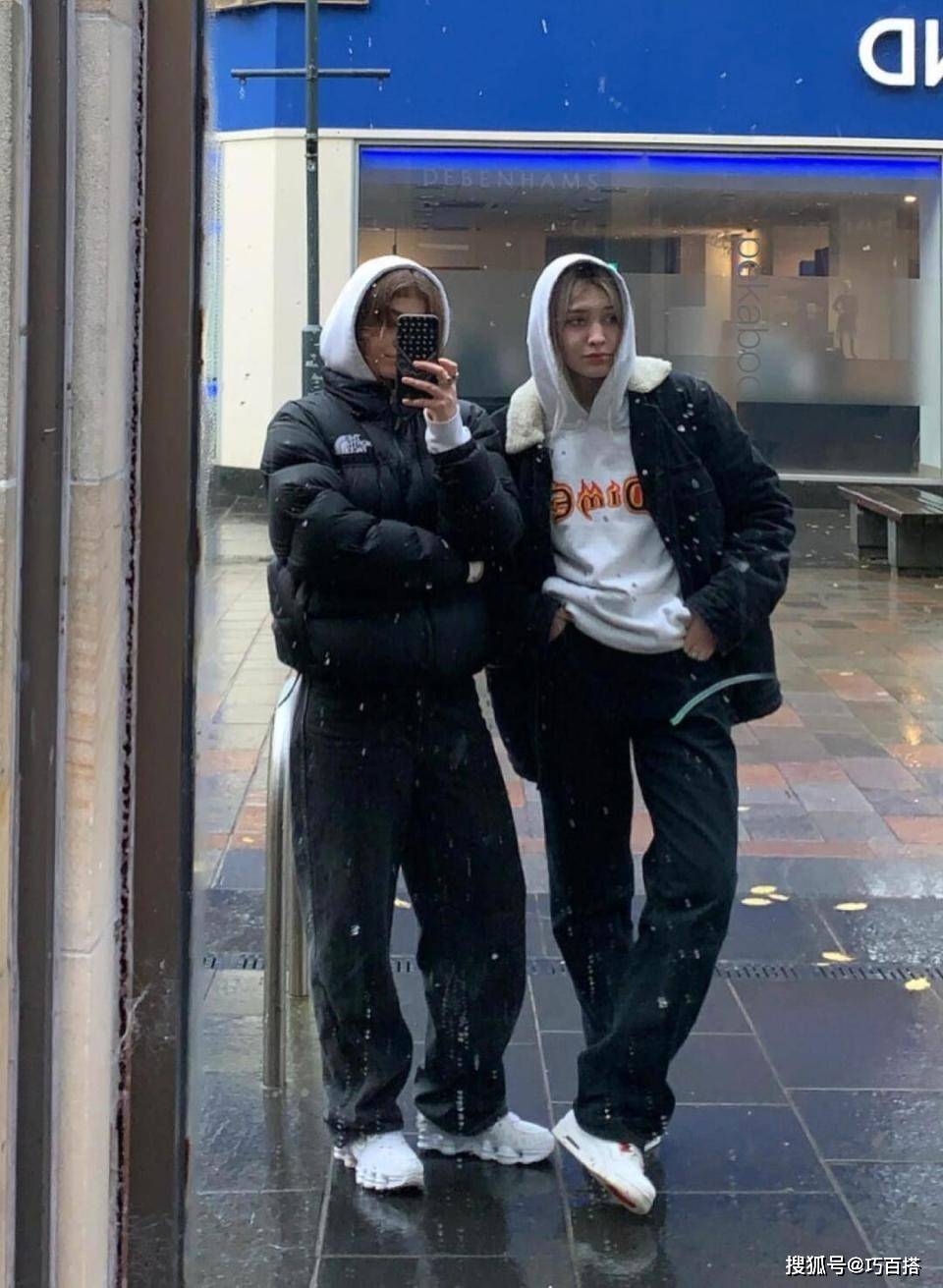羽绒服+连帽卫衣才是绝配，简约基础不挑人，上班族学生党都能选
