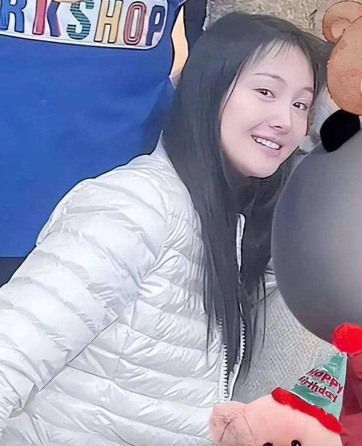 郑爽晒5岁女儿庆生照,对女儿期望很大,希望她未来能进入娱乐圈