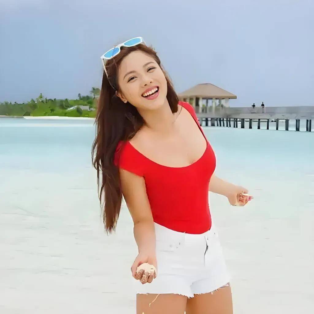 tvb小花伍乐怡:从香港小姐到荧屏新宠的华丽蜕变