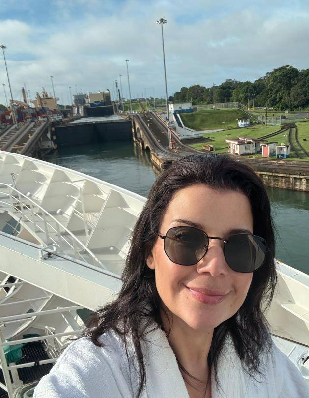 安娜·纳瓦罗_控制_丹麦