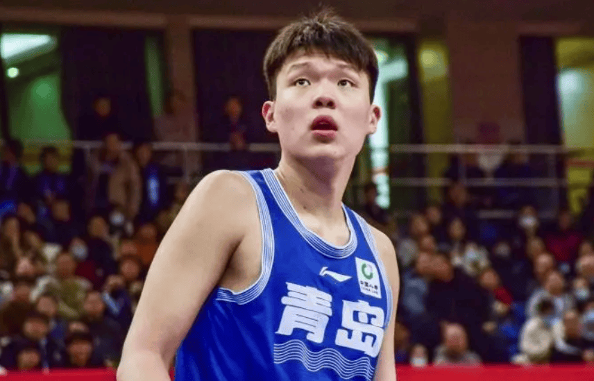 杨瀚森能进NBA吗？19岁场均16+10，你知道姚明19岁什么表现吗？