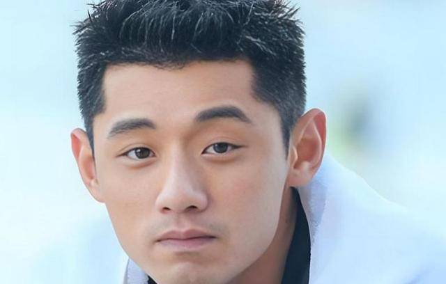 张继科:从乒坛英雄到舆论风波,人生境遇大不同_刘诗雯_什么_少年时期