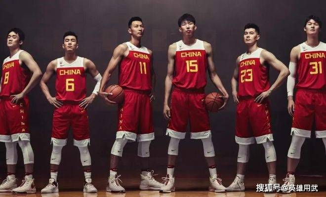 请理解郭士强的这份中国男篮大名单，因为他几乎是无人可用，这是郭士强的窘，更是中国男篮的窘