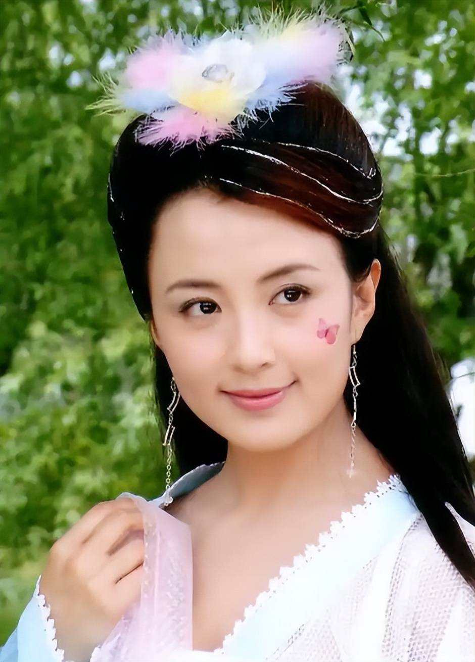 杨童舒:和老公相爱至今,我不是于和伟的老婆,老公是普通商人