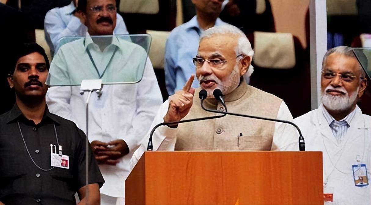 图片[10]-被美国驱逐出境！印度非法移民：我们像罪犯，吃饭上厕所也戴手铐 -华闻时空