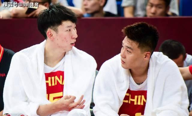 实至名归!赵睿担任中国男篮新任队长,周琦出任副队长带队打亚预赛