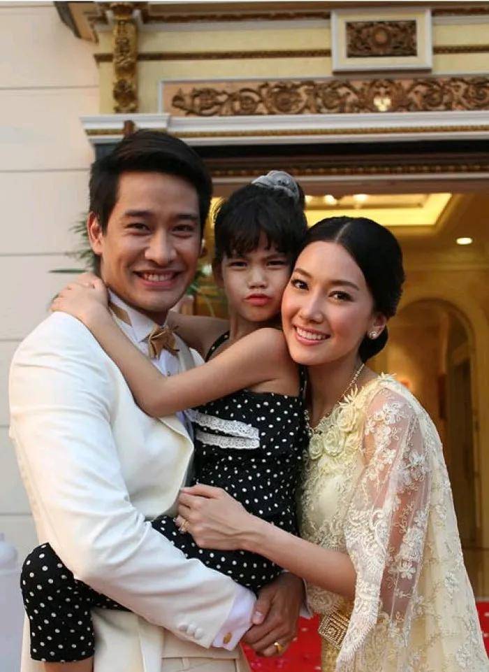 从霸道总裁到魅力暖男:pong,泰剧王子的华丽蜕变