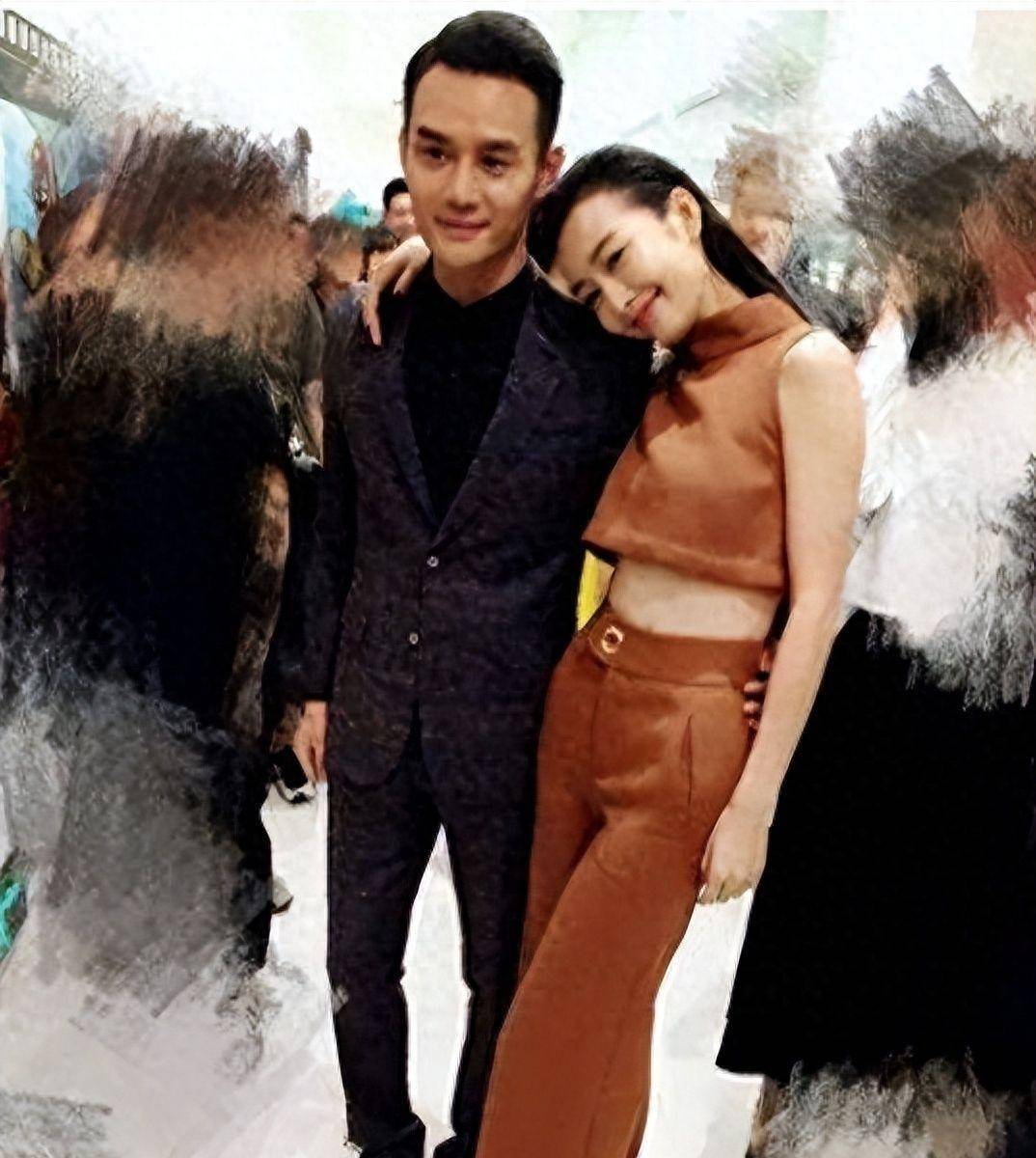 中年妇女王鸥恋爱后丧失事业心,将后半生托付给著名相声演员