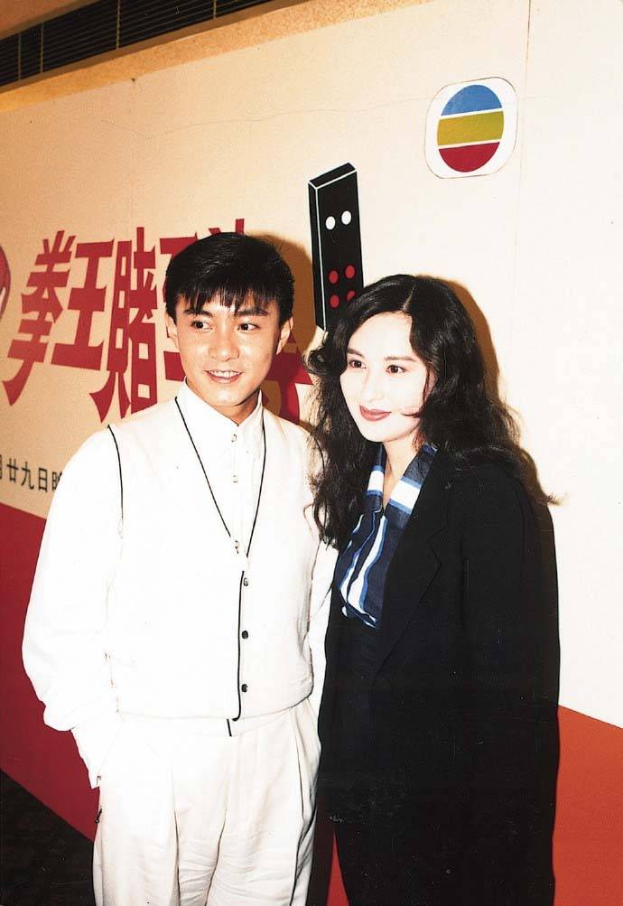 张卫健旧爱确诊甲状腺亢进症严重可致心脏衰竭婚前曾不幸小产