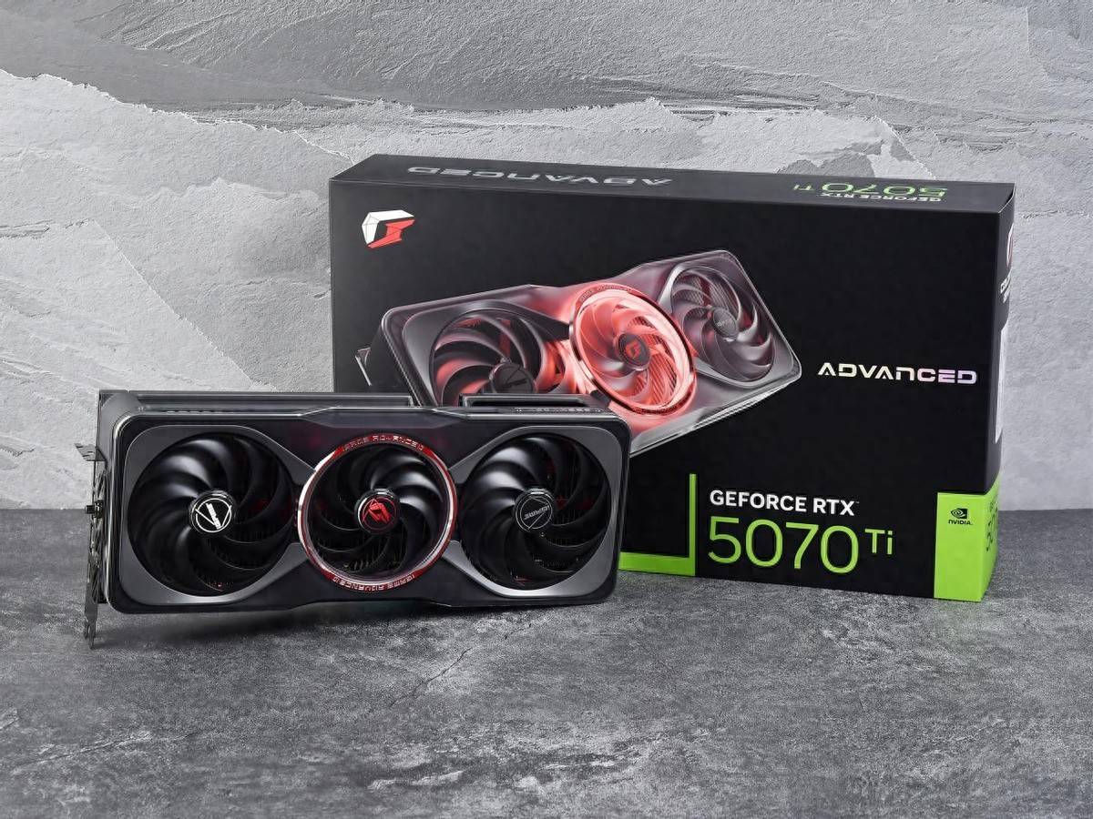 拯救者刃9000K 2026驱动实测：RTX 5070 Ti 跑大模型外接显示器黑屏？Win11 25H2 + vLLM 0.8 完整排查手册