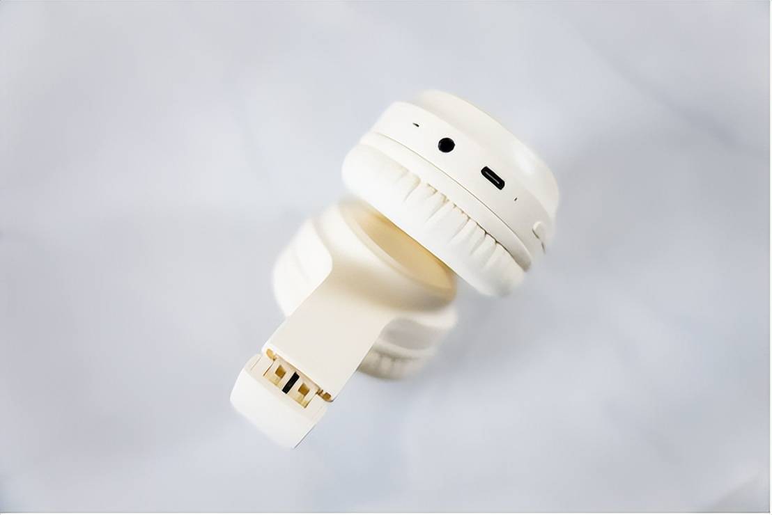 高颜值，便携性好，西圣H1头戴式蓝牙耳机体验