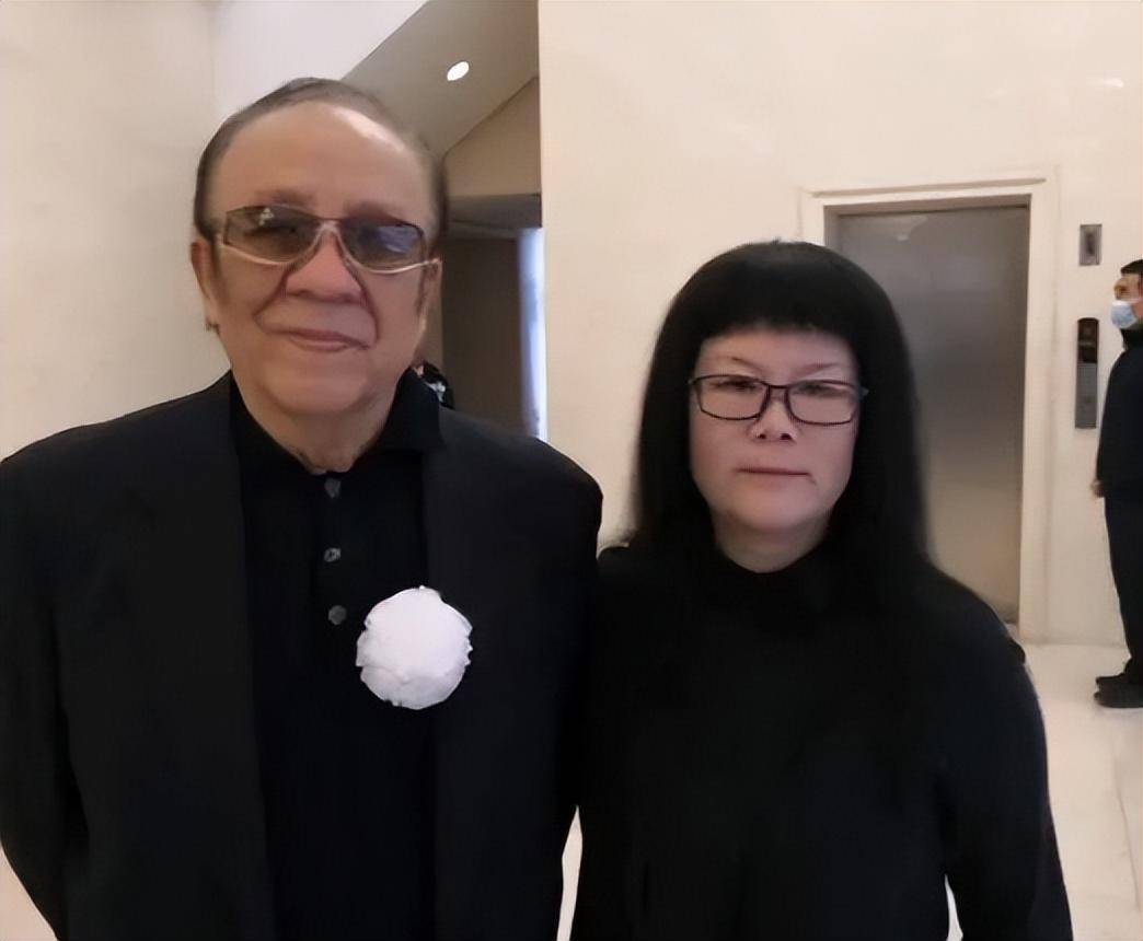 著名歌唱家王秀芬:为程志病逝心痛,她与播音员丈夫相爱一生