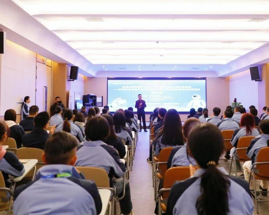探秘弗我智能制造：东莞产业工人的科普盛宴，东莞企业的科普之旅：产业工人科学素质提升活动走进弗我智能