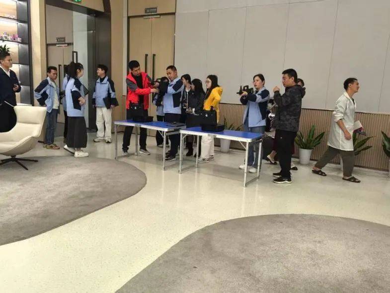 探秘弗我智能制造：东莞产业工人的科普盛宴，东莞企业的科普之旅：产业工人科学素质提升活动走进弗我智能