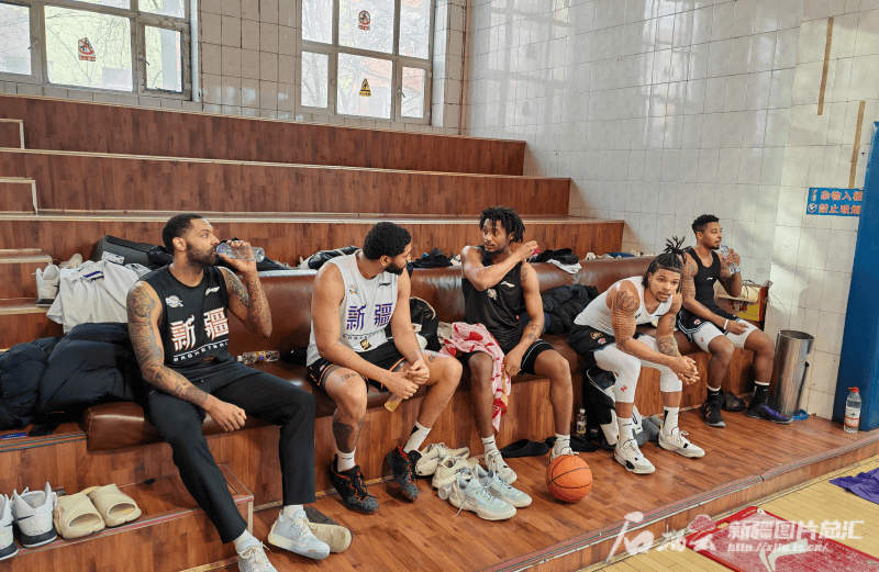新疆广汇篮球俱乐部：外援合练，新征程的挑战与机遇