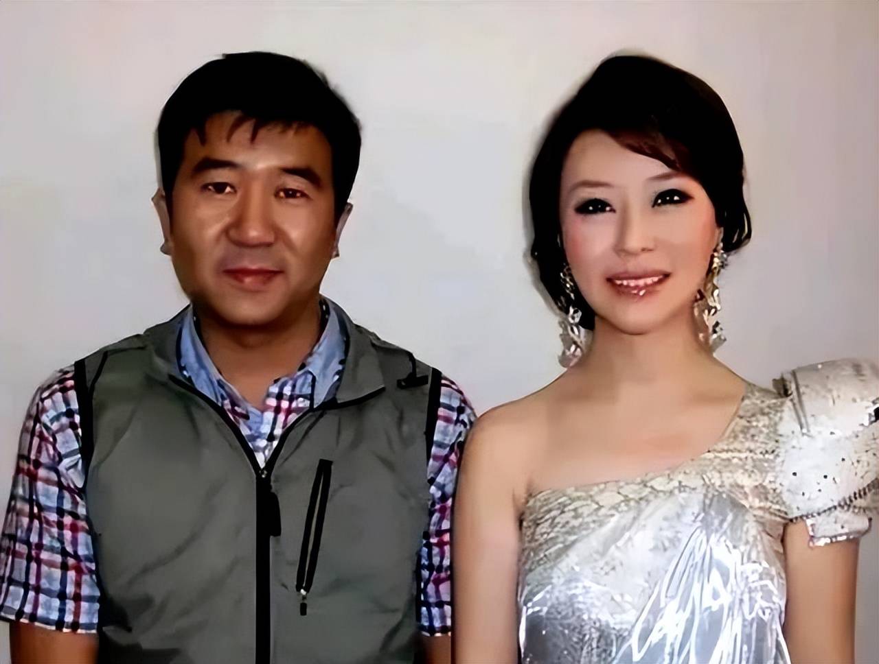 她是一代民歌天后,嫁给大37岁领导,分开后单身至今