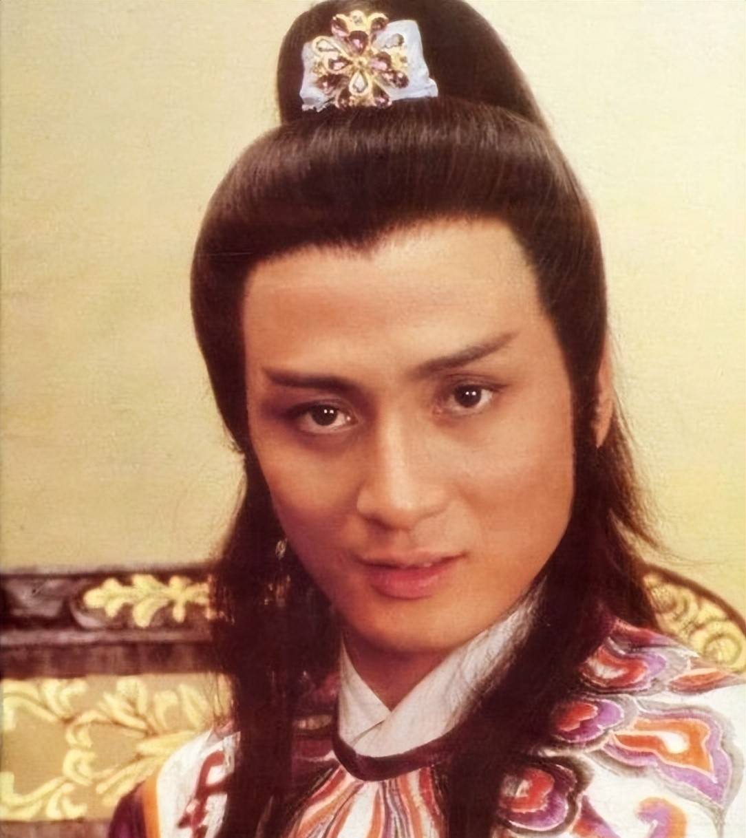 汤镇业:辜负翁美玲,三个女人为他孕育整整6个孩子