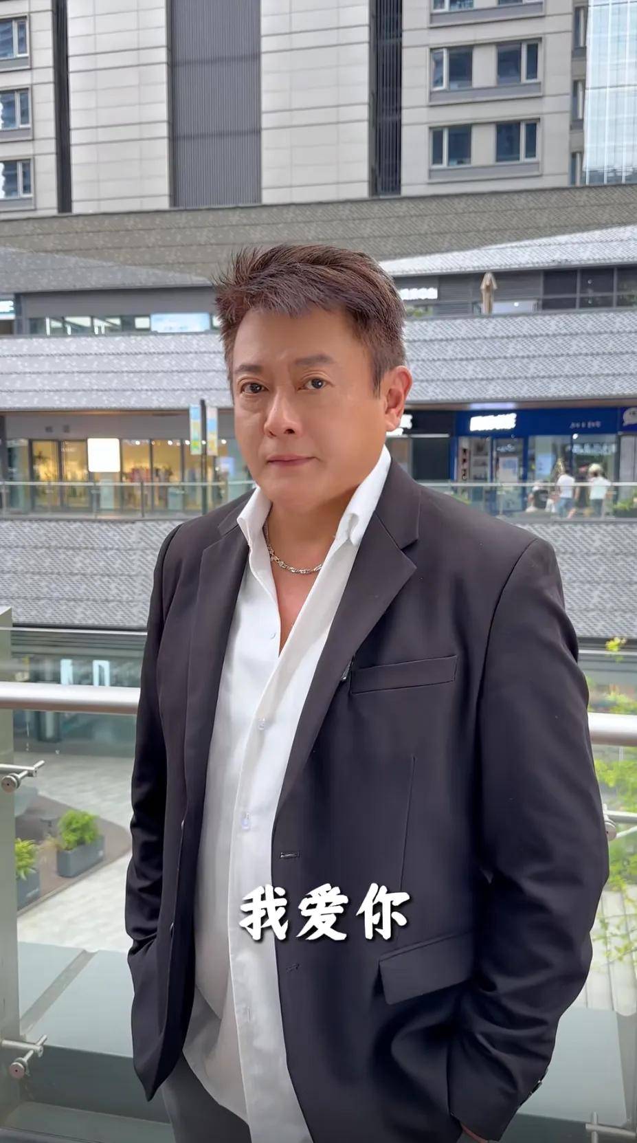 背叛女友,娶了女大学生,老婆不忠诚分开,单亲奶爸魏骏杰怎样了?