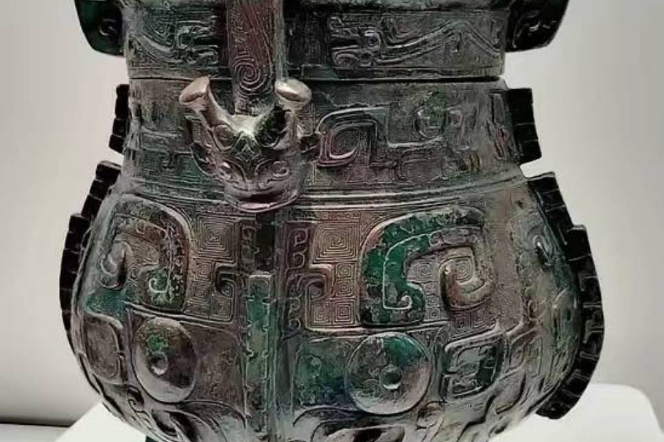 商周金文:戉箙卣_铭文_提梁_盖铭