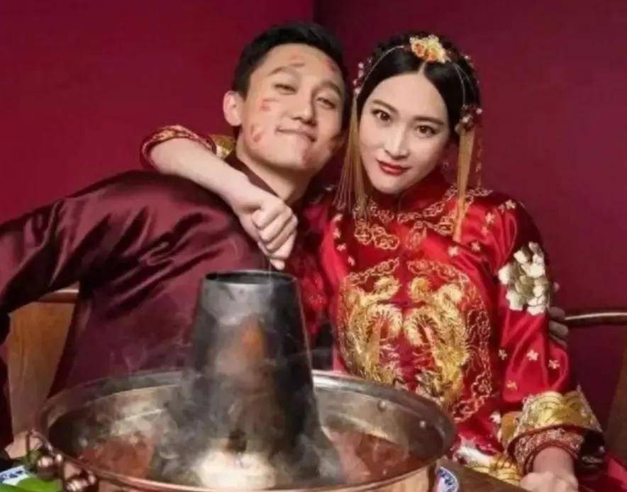 杨臻博_穿着_蛋糕