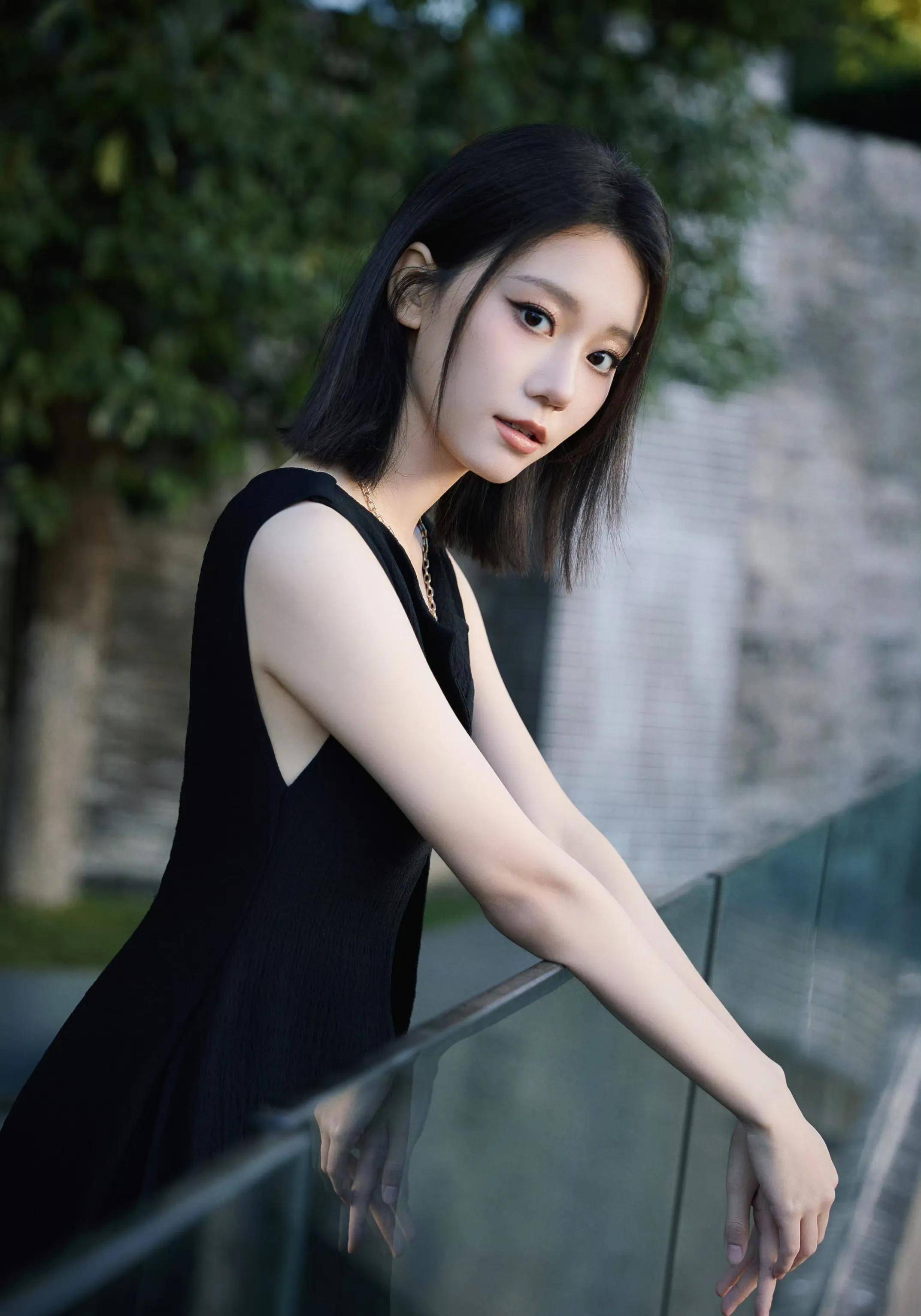穆梦娇,王晓赟子,顾明漪,卓依娜姆四美见面和美照