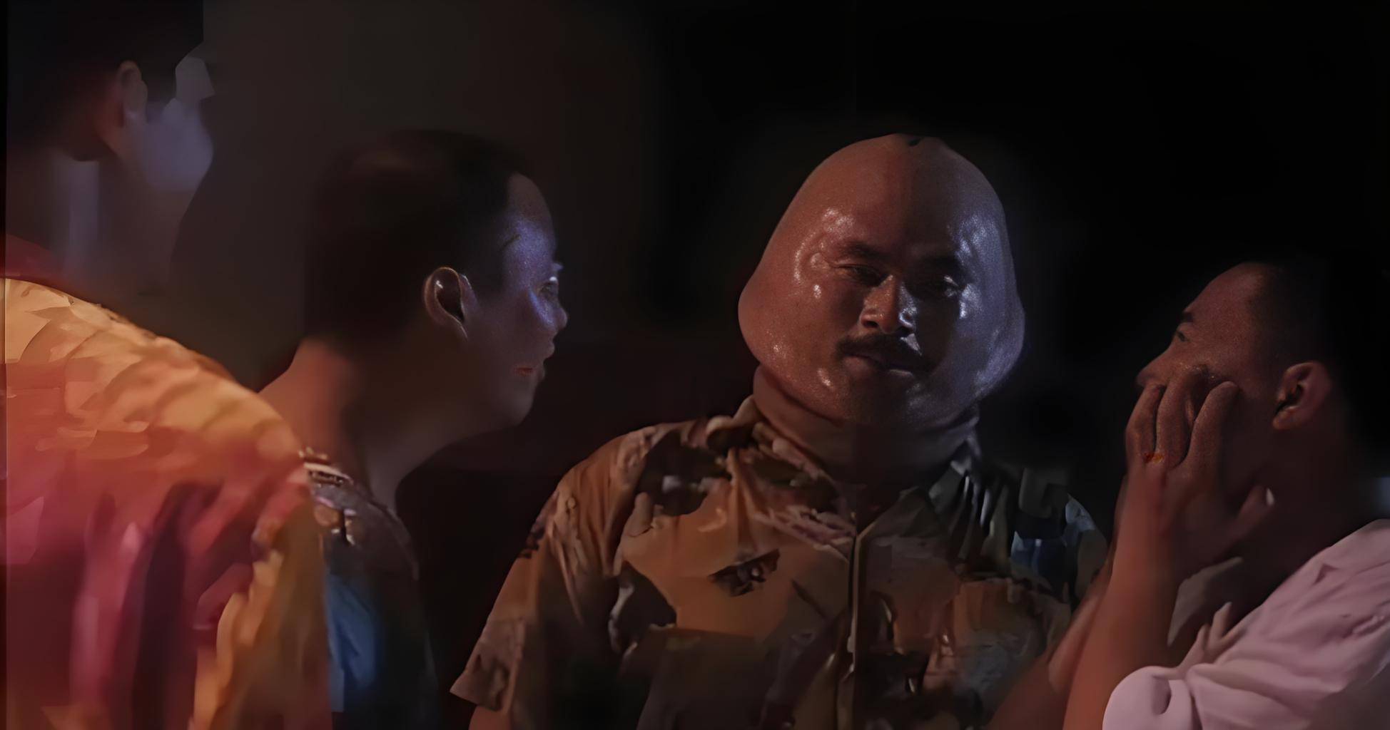 角色:豹子头《九品芝麻官》看点:徐锦江在片中饰演