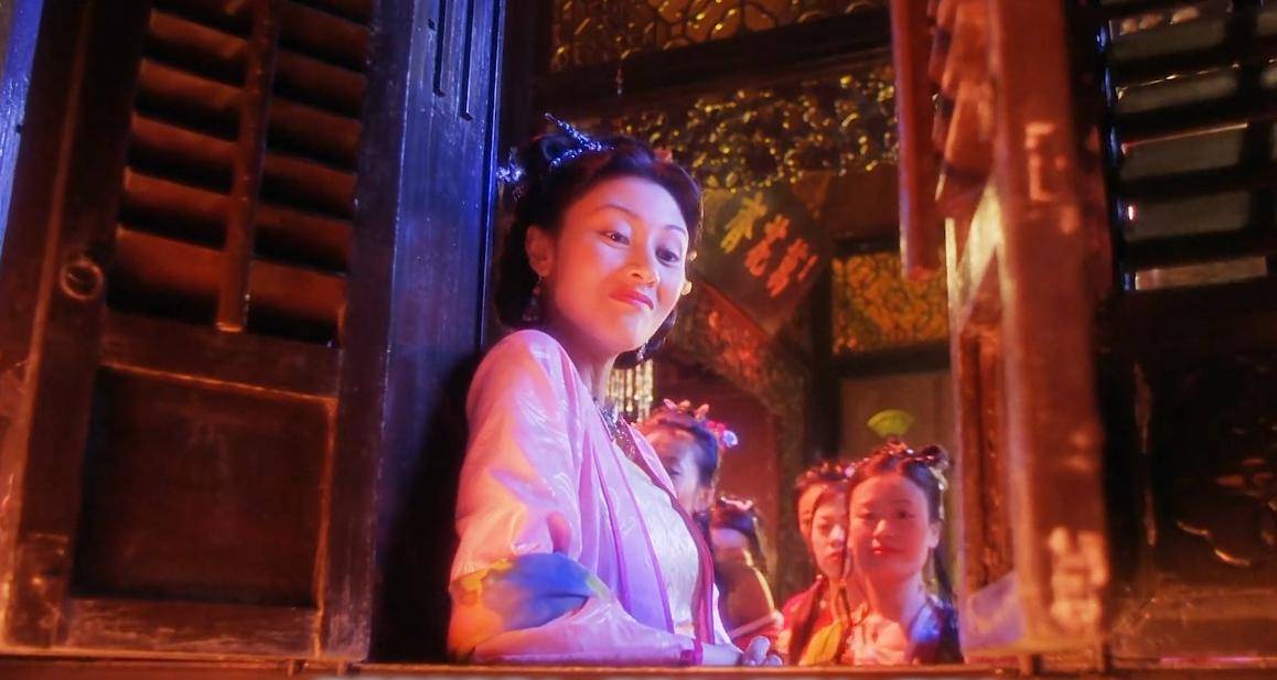 揭露旧社会女性悲惨的大尺度电影,《花魁杜十娘》:女人爱上穷苦书生