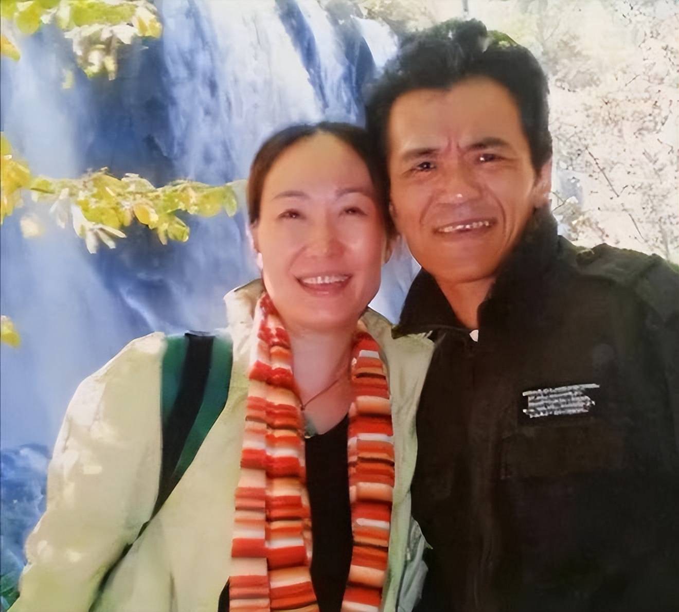 康祈宗郭昶去世17年,现女儿已出嫁,妻子潘结却立誓一生不改嫁