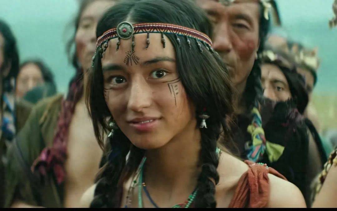 从印第安公主到混血少女,李宛妲的变脸术让人直呼认不出!