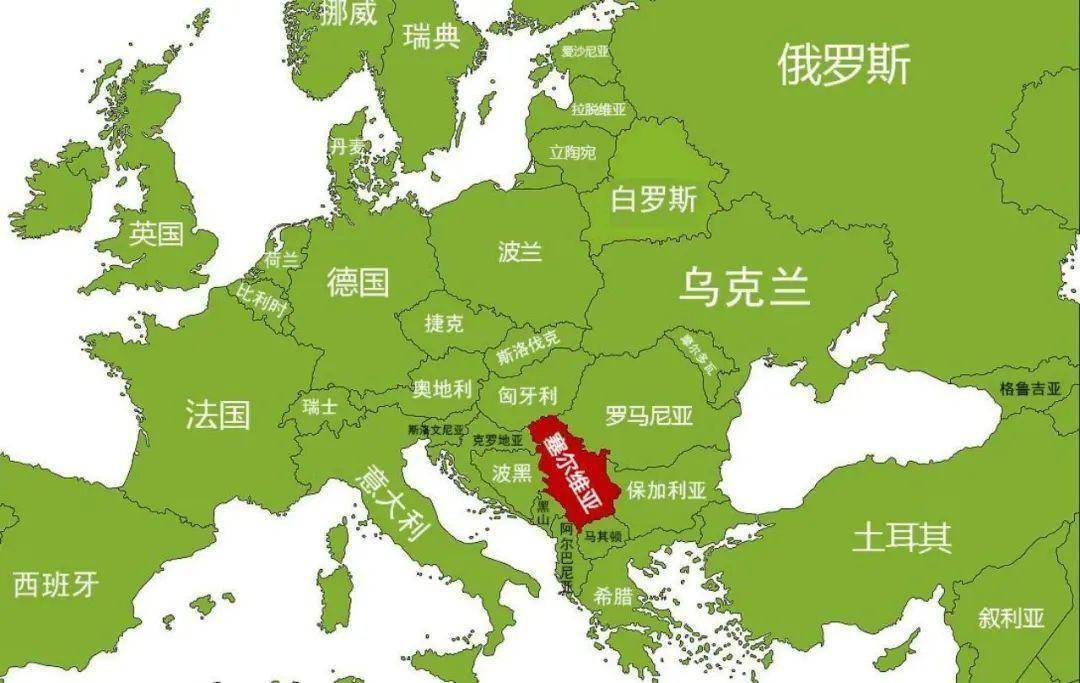 有人说他跪西方,有人说他跟西方不够亲:塞尔维亚总统武契奇又快被逼哭