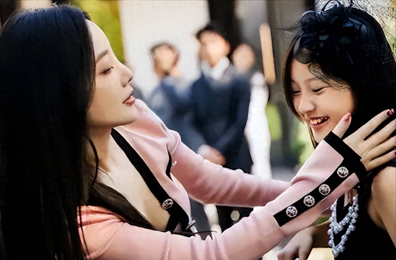 李小璐:年轻时管不住下半身,如今让自己的女儿买了单,她后悔么